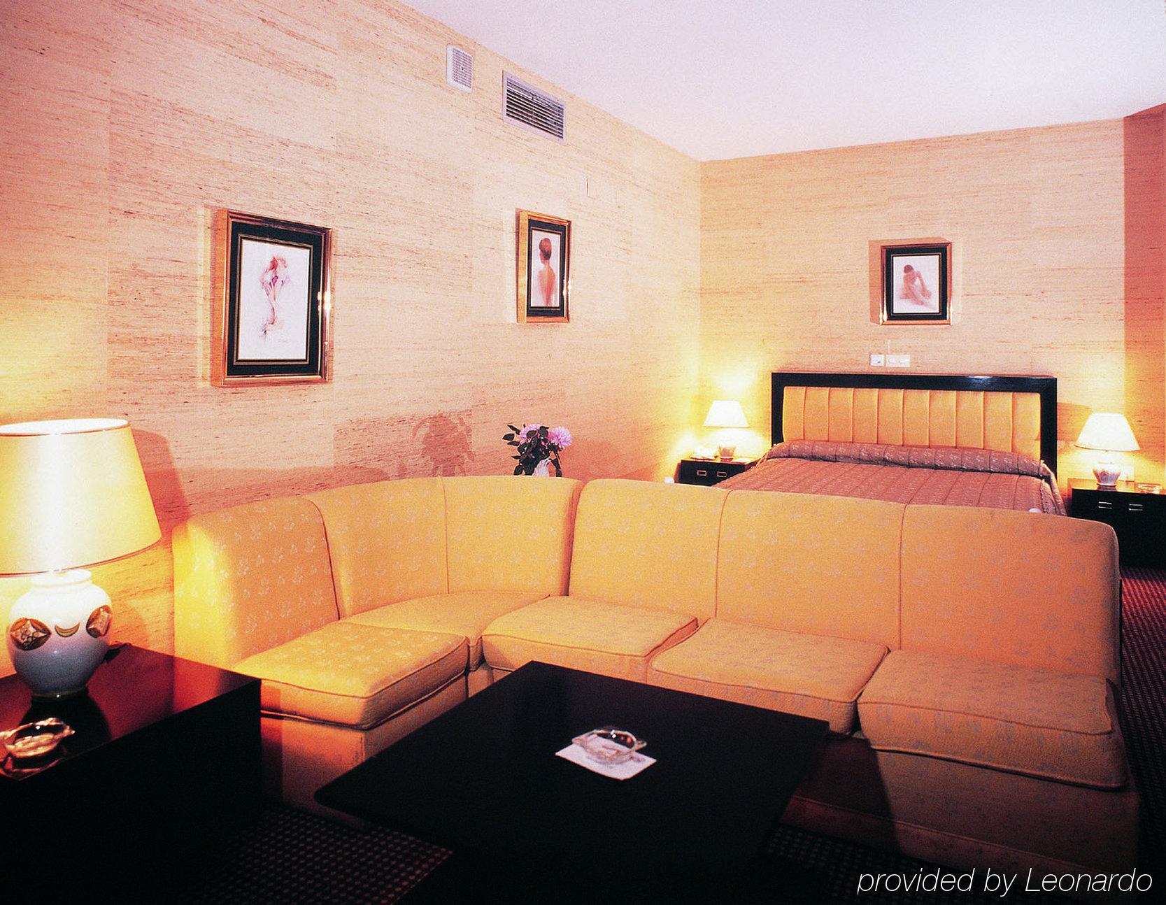 Hotel Ebora By Vivere Stays Talavera de la Reina Rum bild